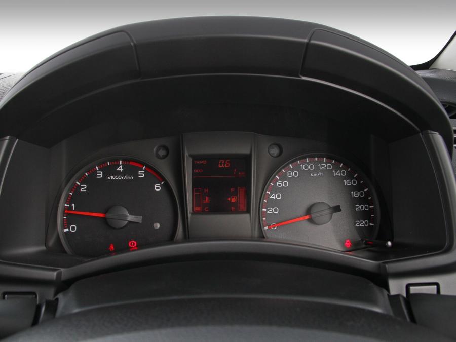  Isuzu KB 250 Single Cab 2013 года  (фото 4 из 8)